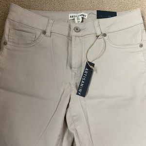 NWT Gray Jeggings Size 8
